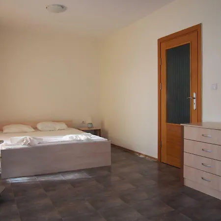Apartament Breeze Yasen