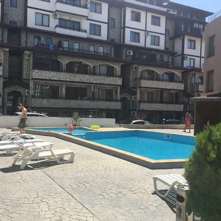 Breeze Yasen Apartament