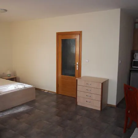 Apartament Breeze Yasen *